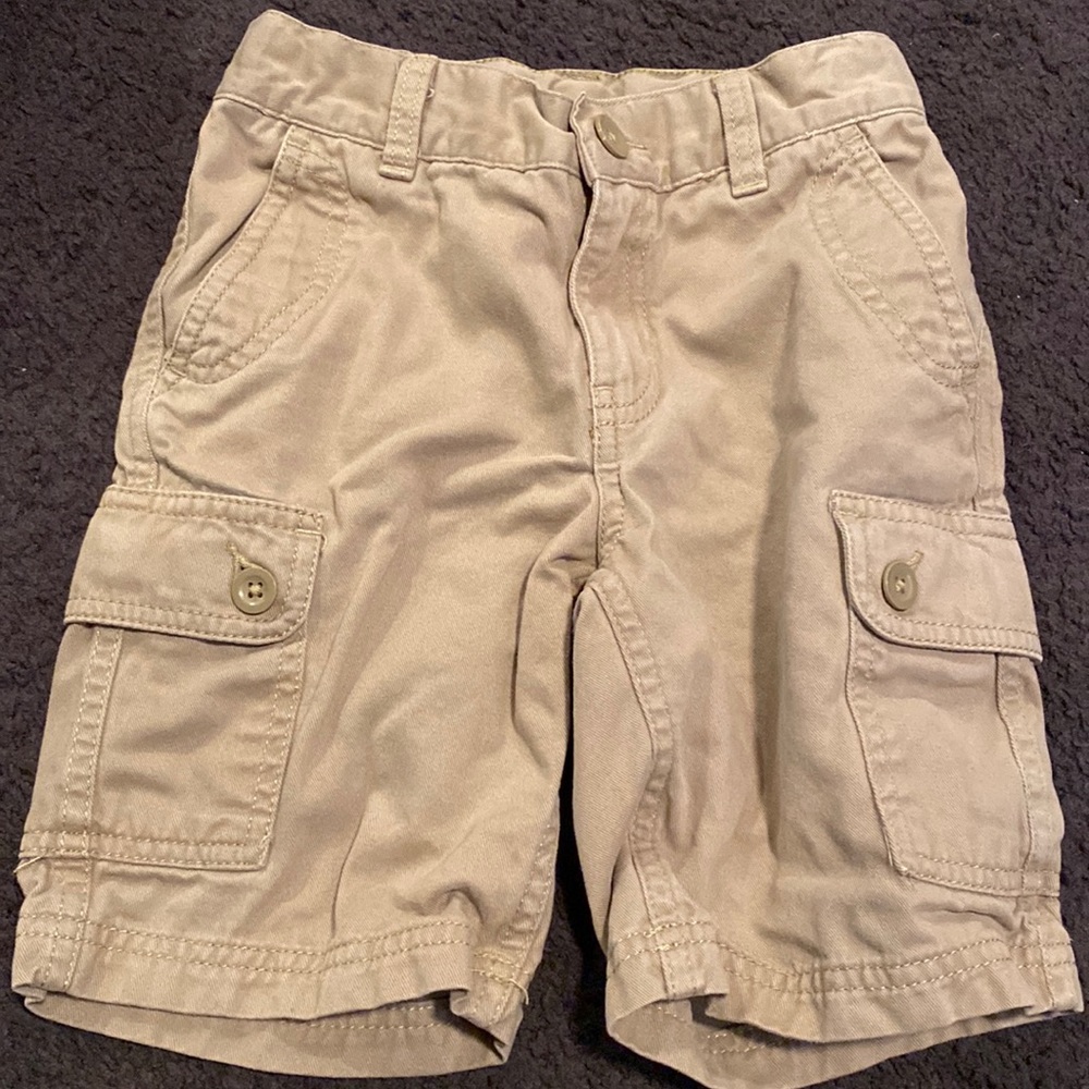 Cargo shorts size 5